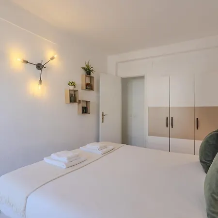 #347 Dream By Holidays