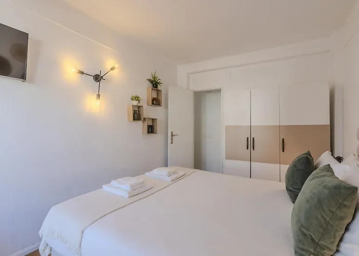 #347 Dream By Holidays